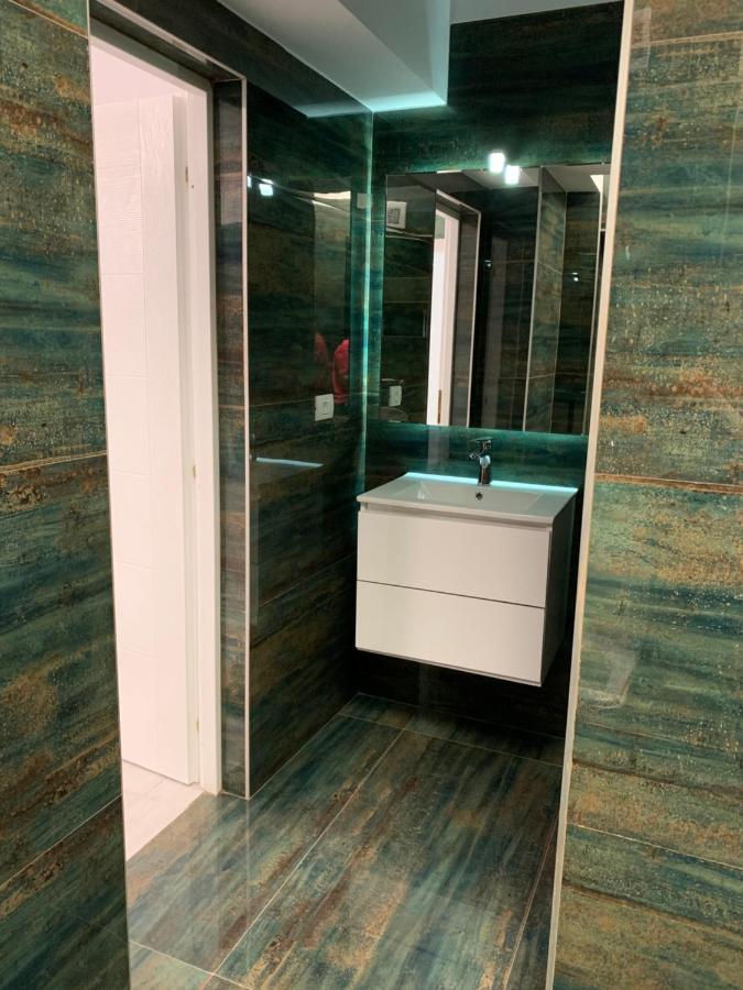 마마이아 Apartament Alexandra 아파트 호텔 외부 사진